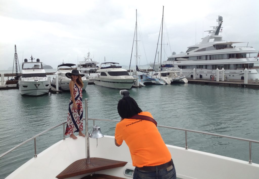 Ambassador of Thailand’s Tourism, actress, model, VJ and singer, Ms Anusha Dandekar posed on the superyacht with Phang Nga Bay and a Feadship superyacht as a stunning backdrop.